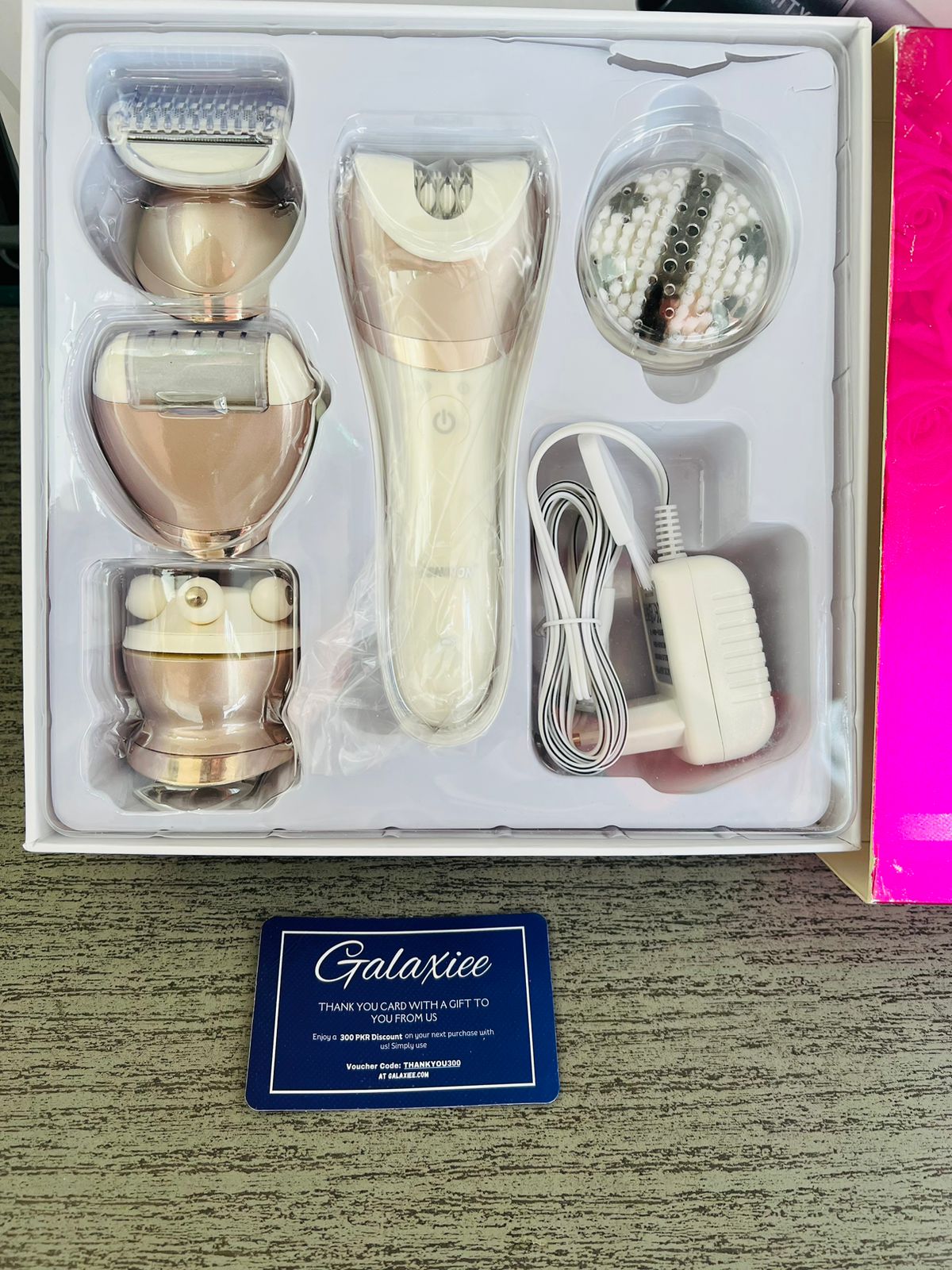 5 in 1 Shinon Ladies Shaving Epilator Machine - Galaxiee.comHair Removal