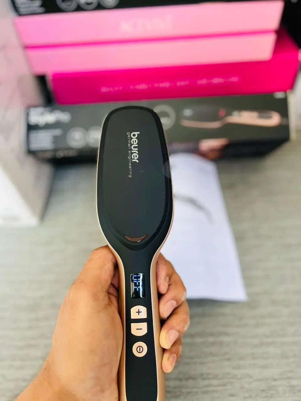 Beurer Germany Style Pro Diamond Straightener Brush HS 60 - Galaxiee.com
