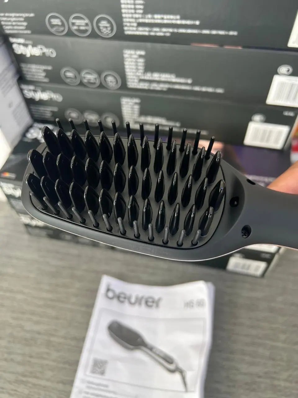 Beurer Germany Style Pro Diamond Straightener Brush HS 60 - Galaxiee.com