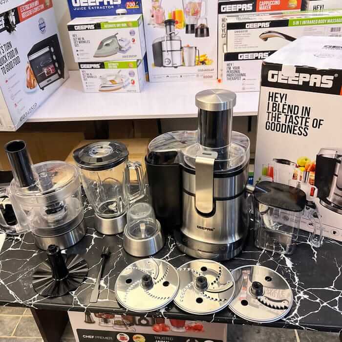 Geepas 11 in 1 Juicer & Blender GSB46021( 2 years warranty) - Galaxiee.com