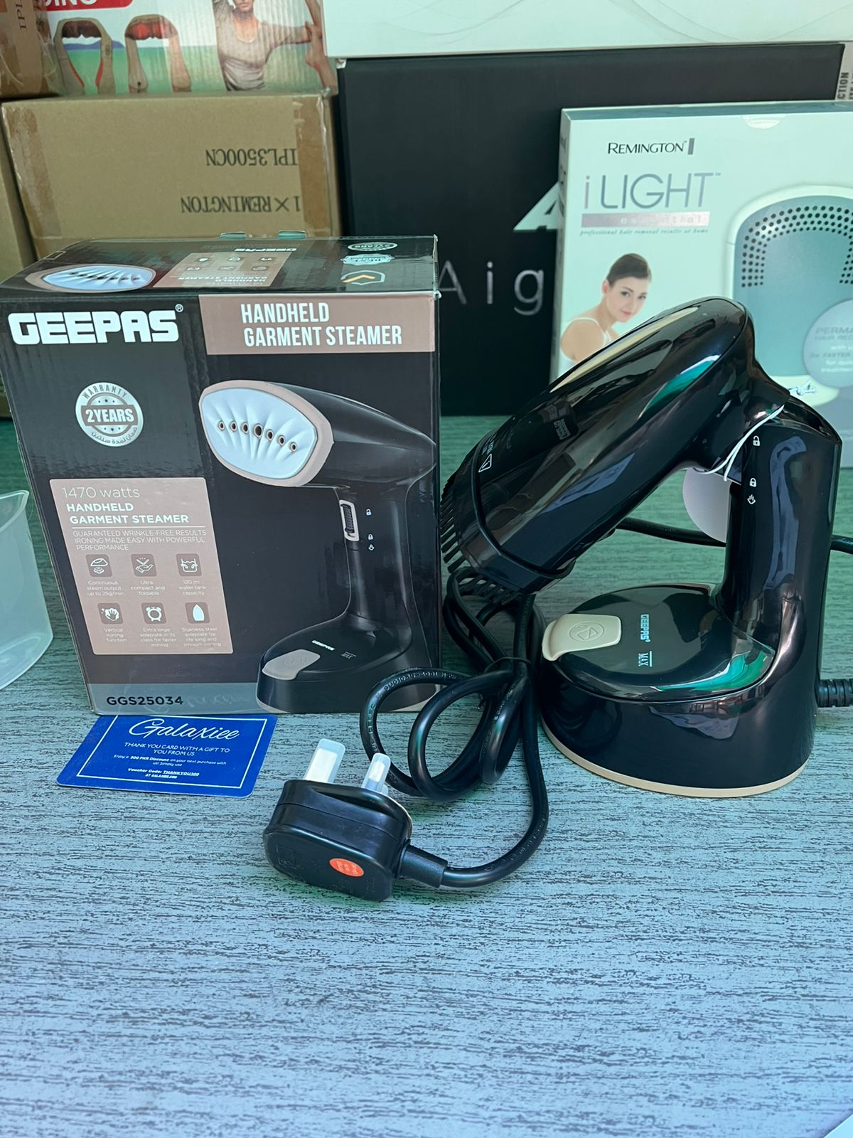 Geepas Handheld Garment Steamer - GGS25034 - Galaxiee.com